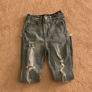 Hollister jeans size 1R waist 25 length 26 ultra high rise super skinny